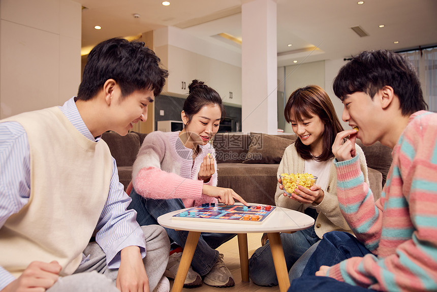 迅果下载社区分享的多人聚会自由玩法